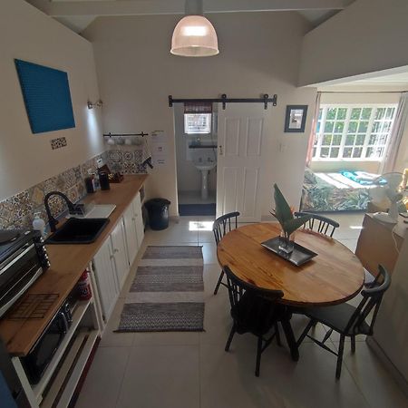 Paradise In The City - Cottage One Port Elizabeth Bagian luar foto