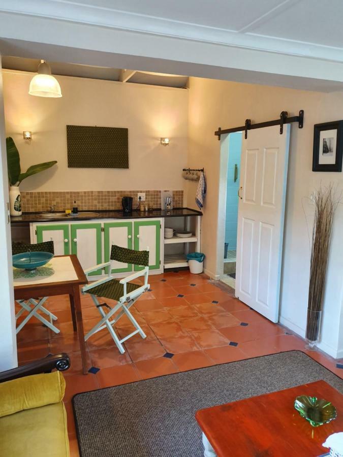 Paradise In The City - Cottage One Port Elizabeth Bagian luar foto