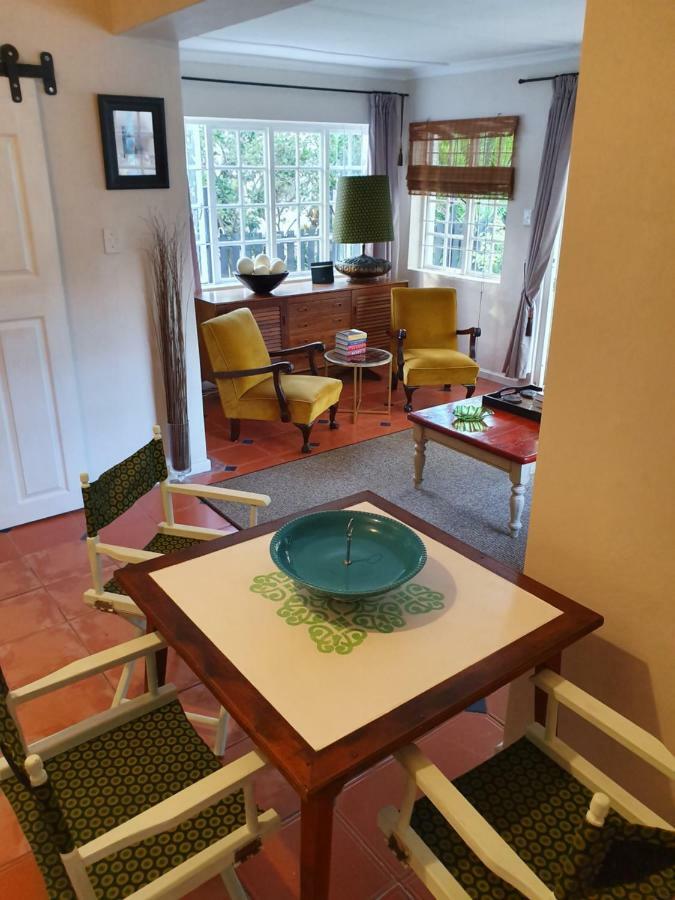 Paradise In The City - Cottage One Port Elizabeth Bagian luar foto